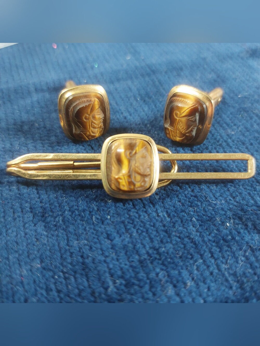 Vintage 3-Pc Mid-Century Tiger Eye Cameo Roman Soldier Cufflinks 12K Gold Filled